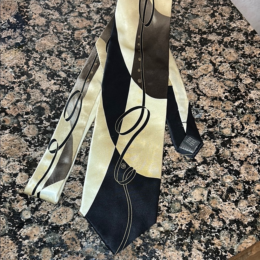 Covington Tie
